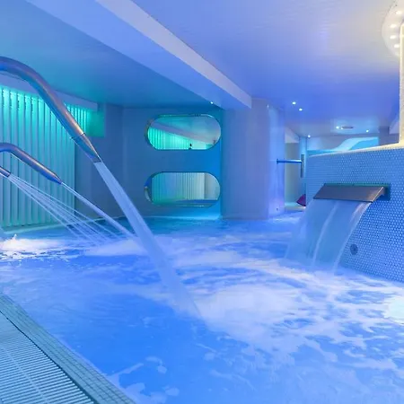 Ambassador Playa Ii 4*