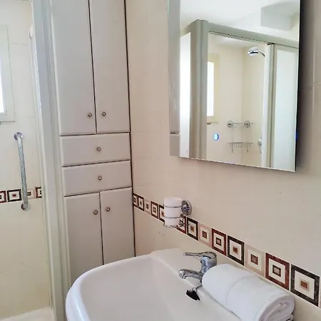 Gerona Sea View Apartment