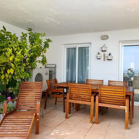Piso En La Primera Linea Del Mar Con 2 Apartment *