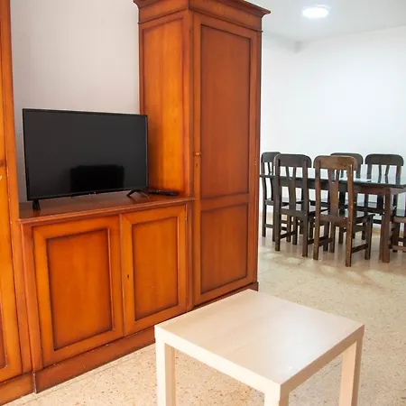 Maja Apartment *