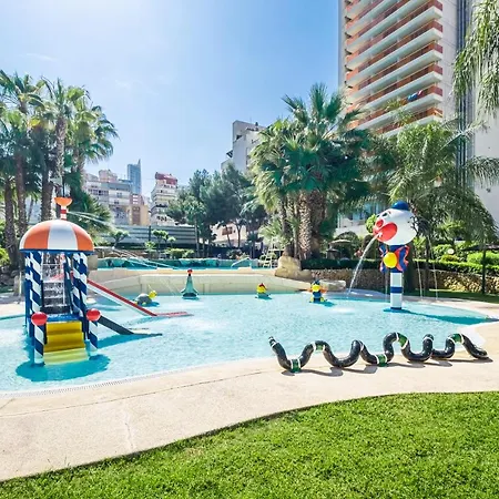 Gemelos 22 3-18-b Levante