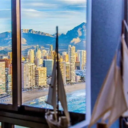 Trisol Seaviews * 베니돔