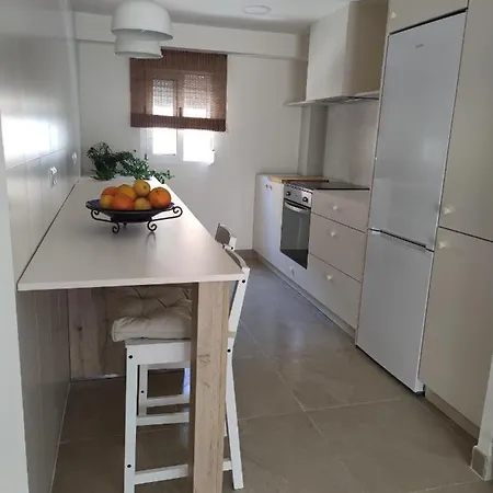 Precioso De 2 Recien Reformado En Benidorm