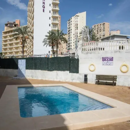 Apartment Queen Apartment. Cozy & Close To The Beach Apartment. Pool/parking.