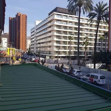 Queen Apartment. Cozy & Close To The Beach Apartment. Pool/parking. * Benidorm