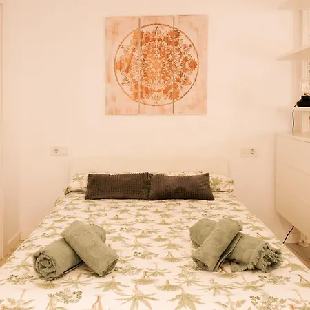 Holiday home Loft Con Terreno Privado Y Parking Compartido - A 800m De Playa Poniente Benidorm