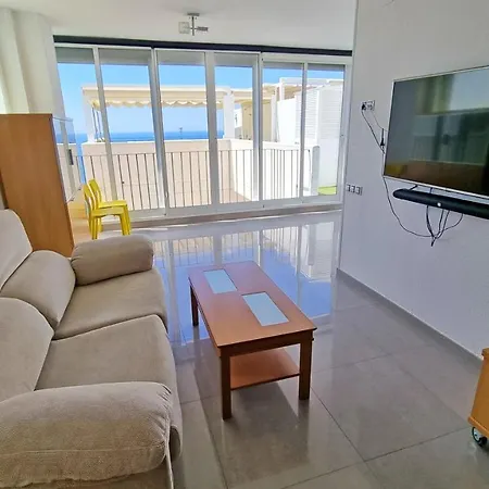 Terraza Con Piscina Privada Y Vistas Al Mar Apartamento Benidorm