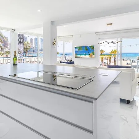 Copacabana Deluxe 1-a Levante Benidorm