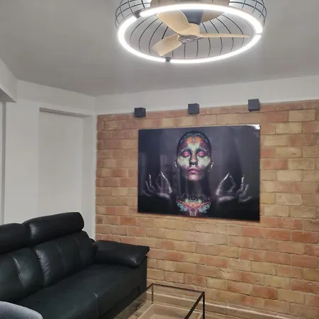 Solymar Poniente: Renovated Near And Center Apartment Benidorm