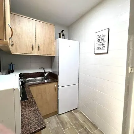 Apartamento Céntrico Y En Primera Línea De Playa Apartamento *