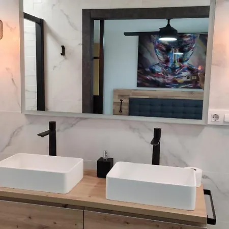 Solymar Poniente: Renovated Near And Center Apartment *
