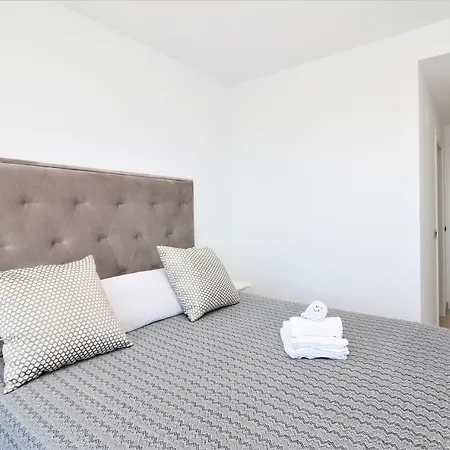 Sunset Drive 5-10 Poniente Apartment