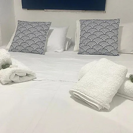 Wonderful 1 Bedroom House - Poniente Holiday home *