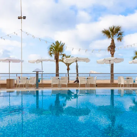 Cimbel Hotel
