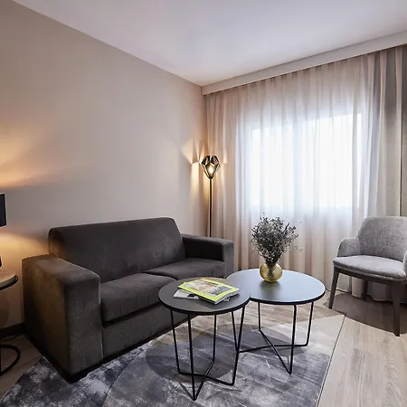 Bristol Hotel 4*