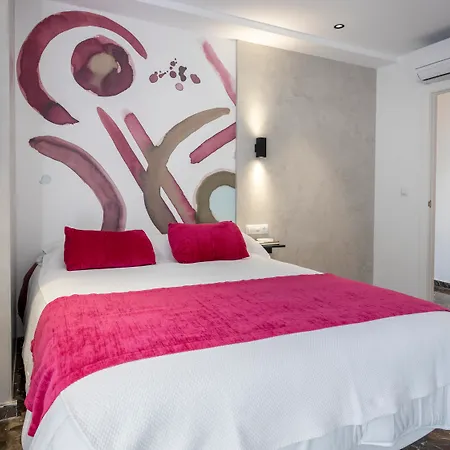 San Jaime Center And Apartment *