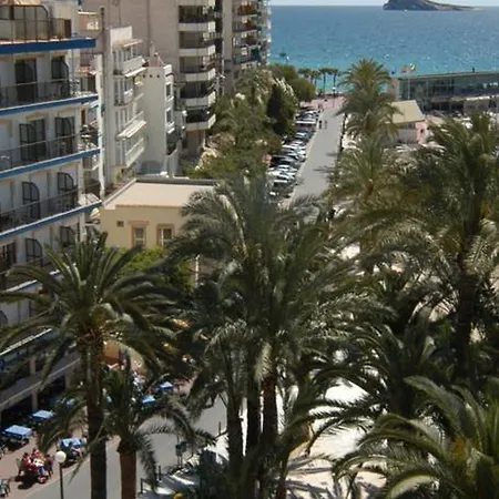 Tanit Hotel 3*