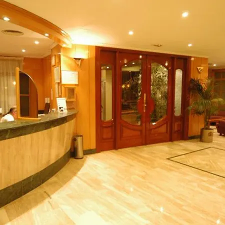 Hotel Tanit 3*