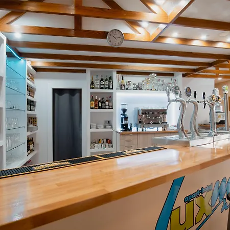 卢克斯玛公寓酒店 2*