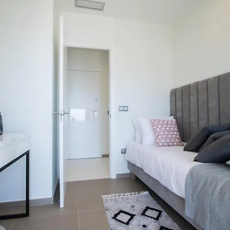 Apartment Intempo Sky 162 *