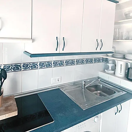 Wonderful 1 Bedroom House - Poniente *