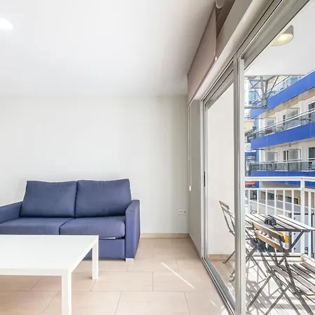Aparthotel La Rosita Old Town *