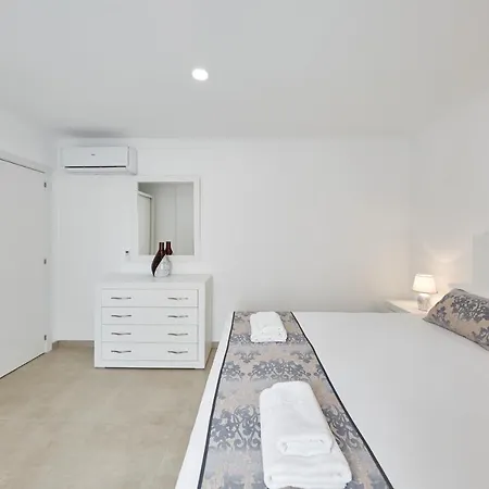 Lägenhetshotell Sonrisa Deluxe Apartments, Levante *
