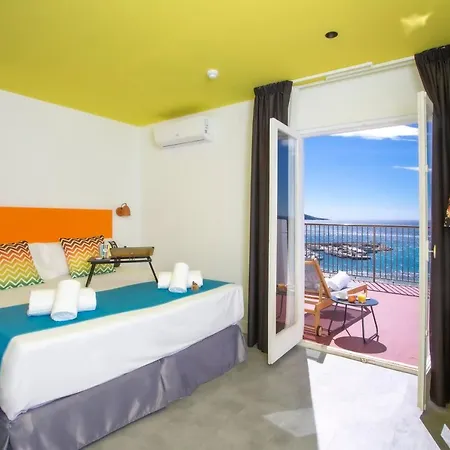 Hotel Casual Pop Art 3*