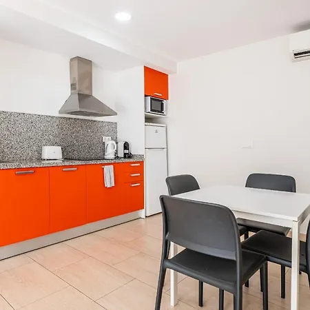 Aparthotel La Rosita Old Town B-21