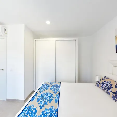 Sonrisa Deluxe Apartments, Levante * Benidorm