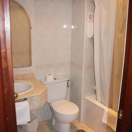 Hotel Vegas 2*