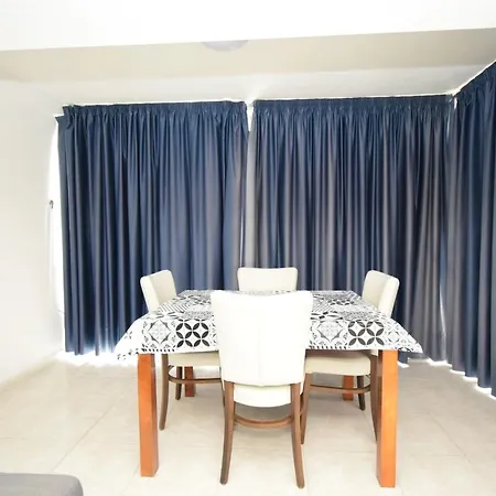 Tor Maraya - Arena Apartment *