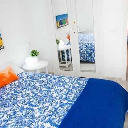 Apartment Seafront Unbeatable Location A *