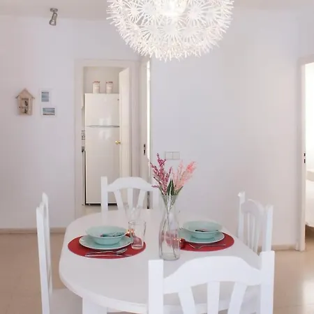 Apartment Seafront Unique Location B6 *