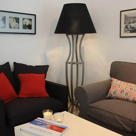 Apartment Seafront Location B3