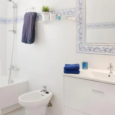 Apartment Seafront Unique Location B6