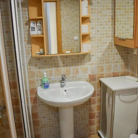 Cozy Tourist Bungalow *