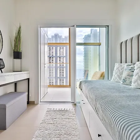 Apartment Intempo Gold&gris