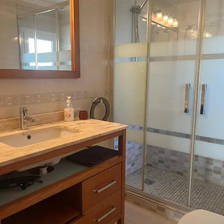 Domo 5e With Pool Apartamento *