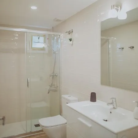 Bonito Con Piscina. Apartment *