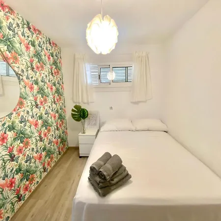 Apartamento Con Piscina Y Garaje, Playa A 10 Min Apartment
