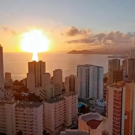 Apto Sm Montecarlo P19 Edif.gemelos 15 Playa Levante Benidorm