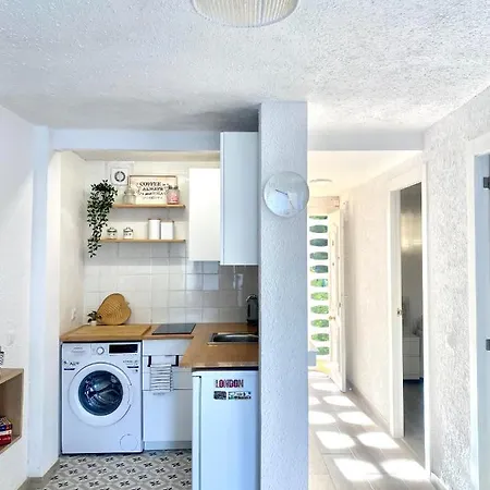 Apartamento Con Piscina Y Garaje, Playa A 10 Min Apartment *