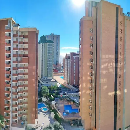 Karola Con Vistas Piscina Y Parking En *