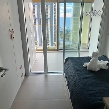 Intempo Celia-apartment At Famous Intempo Building Apartment