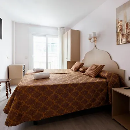 Hotel Clopy Rocamar Benidorm