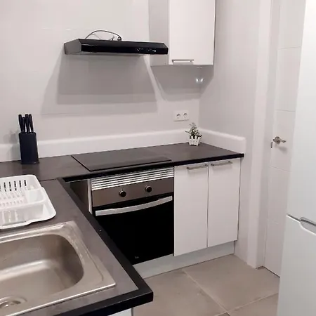 Apartment Rainbow Marques 7 *