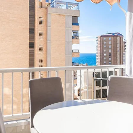 Karola 12-c Levante * Benidorm