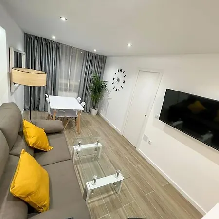 Price For Reservations Of 7 Nights August- Ask *