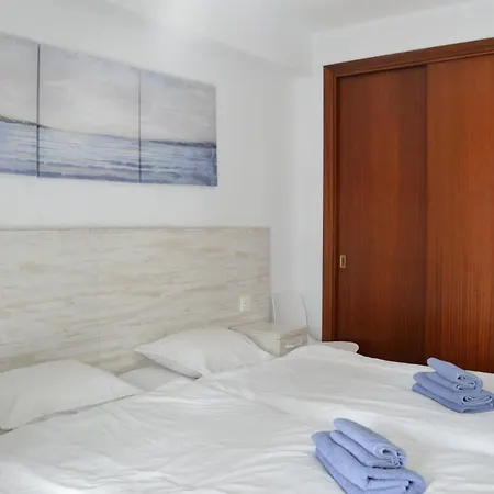 Gemelos 2 Apts. With Pool Апартаменты *